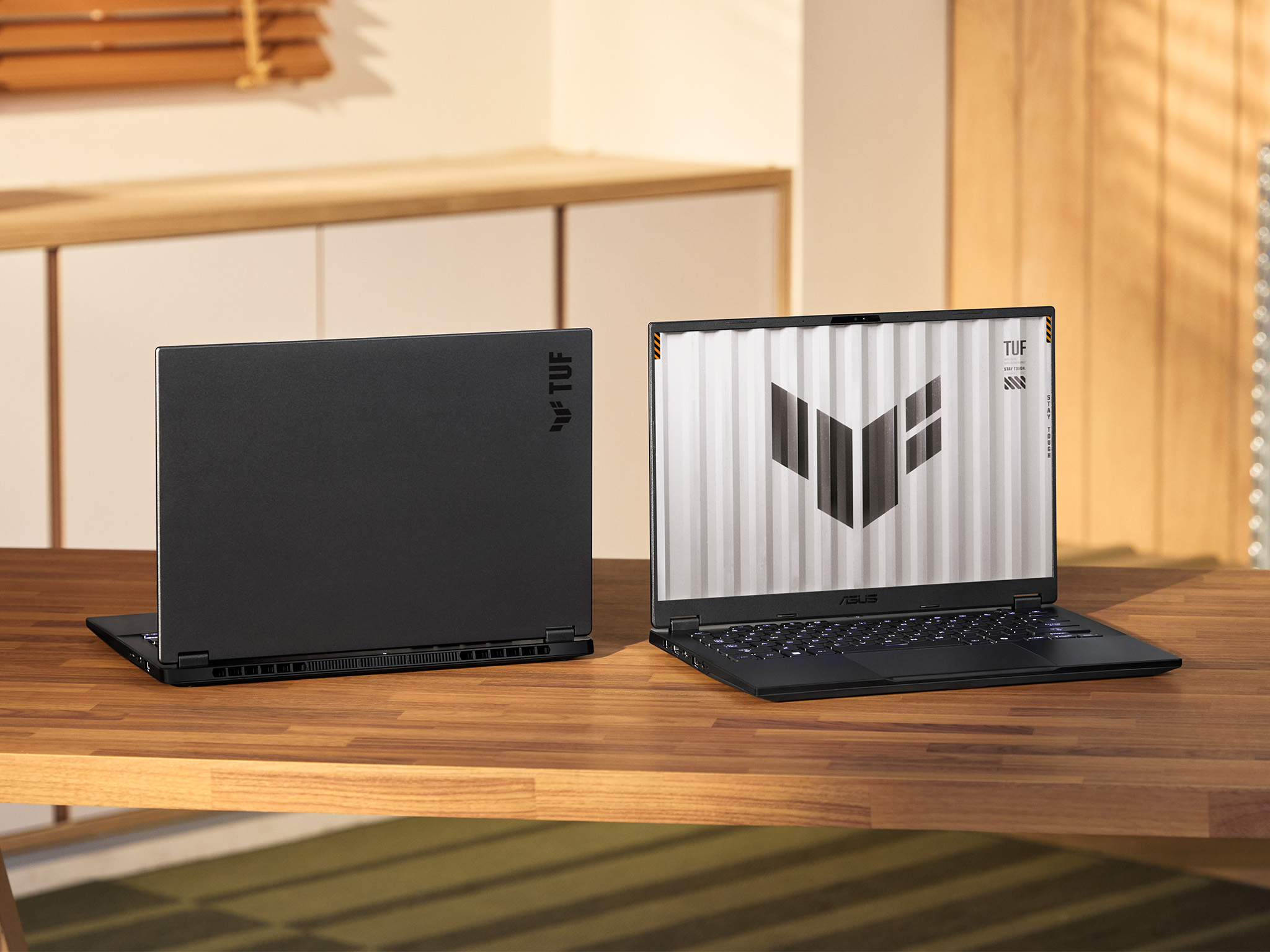Hi-Tech Mid Year Awards 2025 - ASUS TUF Gaming A14: Laptop gaming mỏng nhẹ tầm trung nổi bật của năm